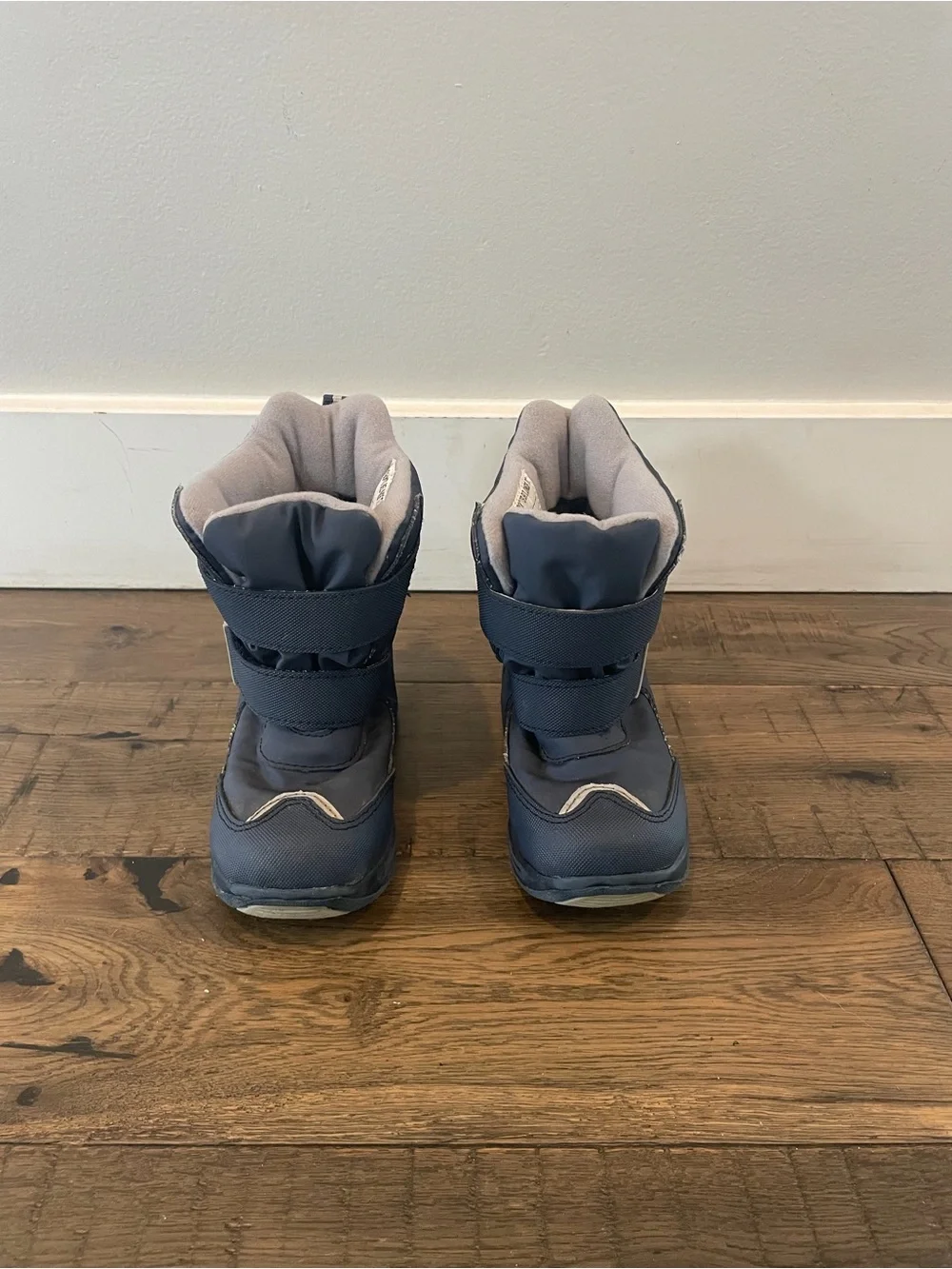 Circo Snow Boots Little Kid Size 9 Navy Blue